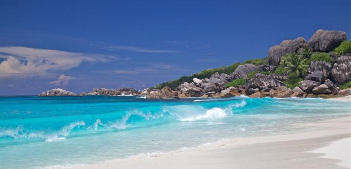 Voyage sur-mesure, D'île en île aux Seychelles : bateau ou avion ?