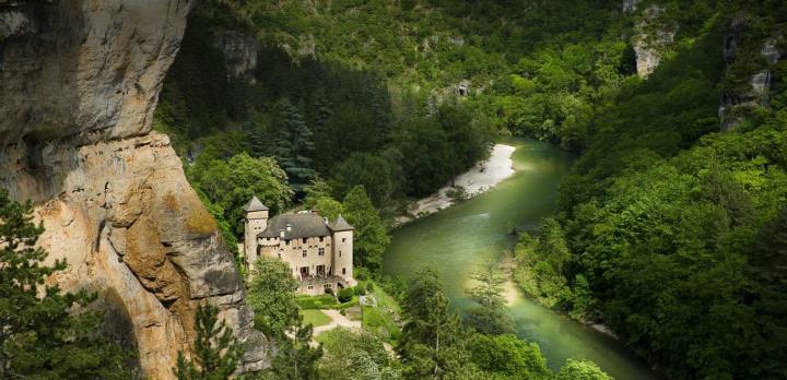Voyage sur-mesure, Château dans les Gorges du Tarn
