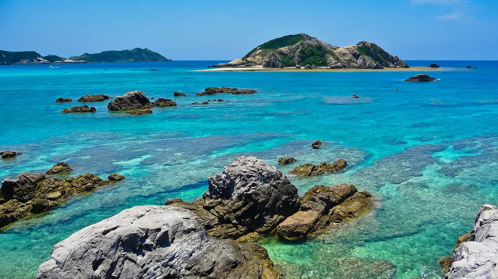 Voyage sur-mesure, Quand et comment aller à Okinawa ?